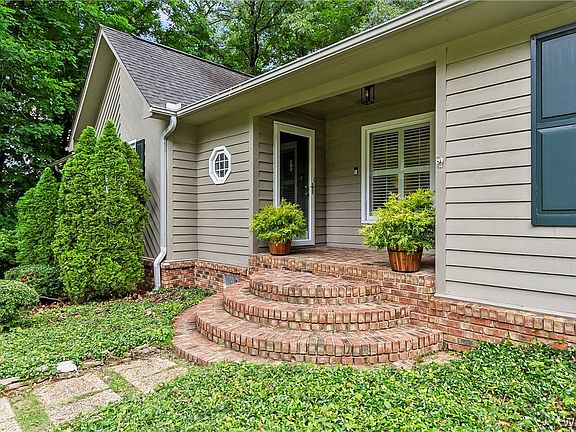 3rd image of 5122 New Watermelon Rd
