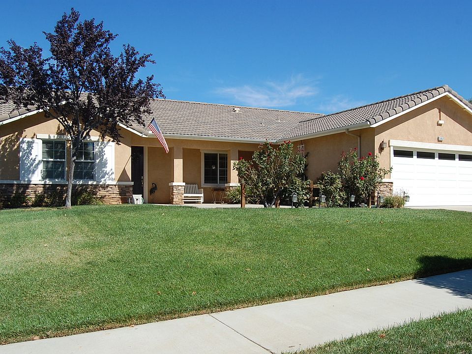 1st image of 35652 Oak Creek Dr