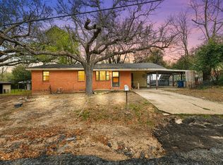 712 Barbara St, Athens, TX 75751