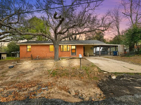 712 Barbara St, Athens, TX 75751