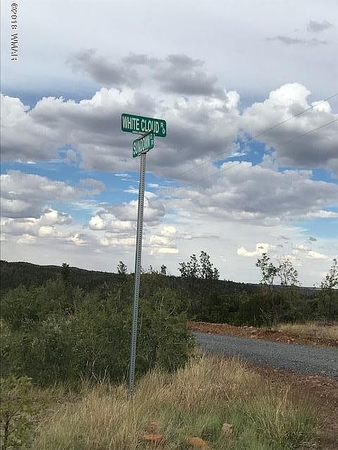 2nd image of White Cloud Ln