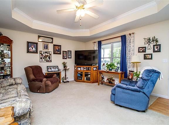 2nd image of 106 Phillip Ln