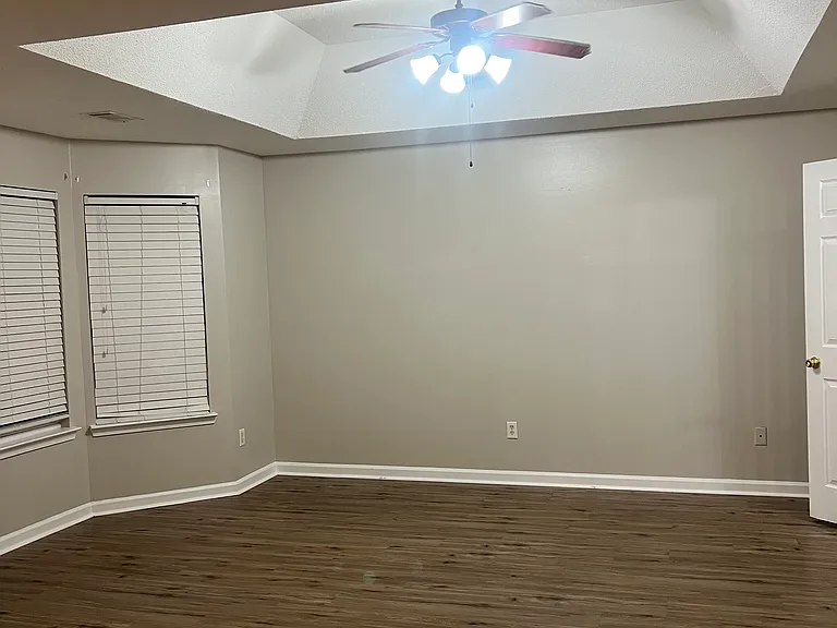 5457 Festival Ave — Photo 11
