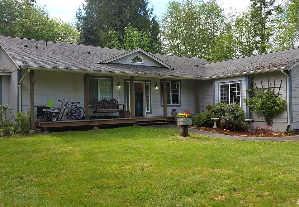 1st image of 111 SE Orca Ln