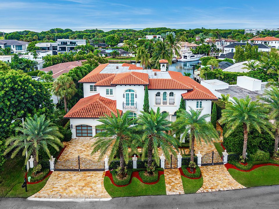 2nd image of 760 Coquina Way