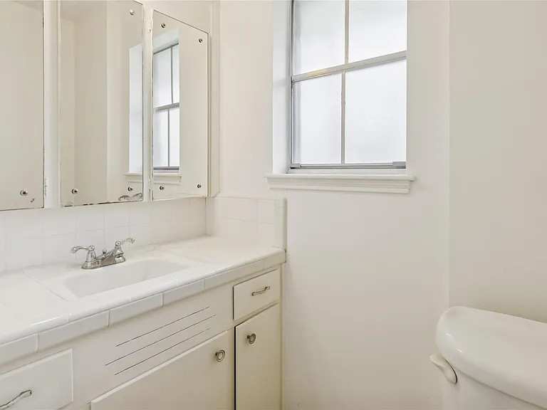 2303 Kipling St — Photo 18