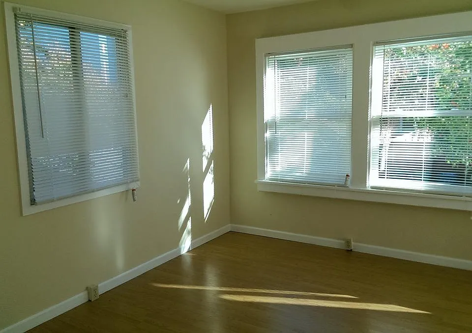 bedroom in the trees