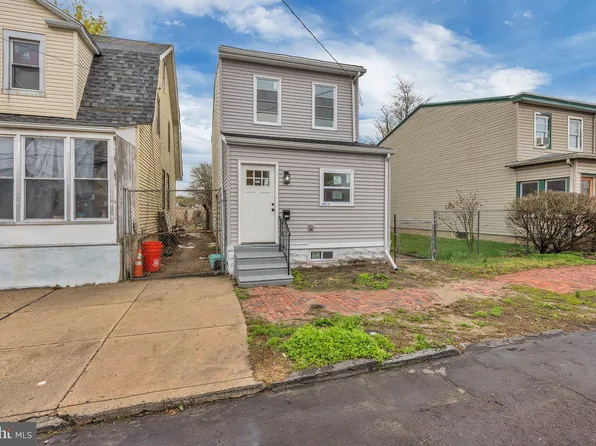 1128 N 25th St, Camden, NJ 08105