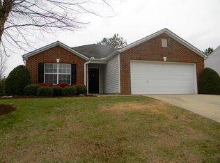 400 Revis Creek Ct, Simpsonville, SC 29681