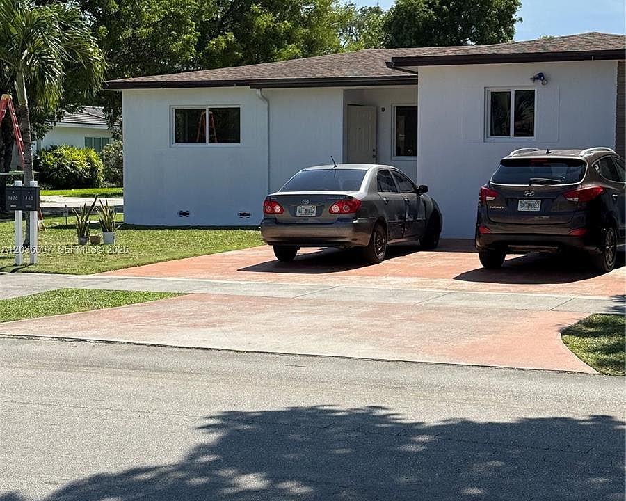 1st image of 1460 SW 65th Ave