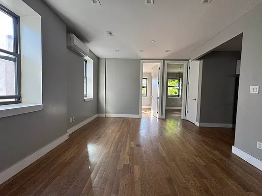 Rented by Pear NYC LLC | media 10