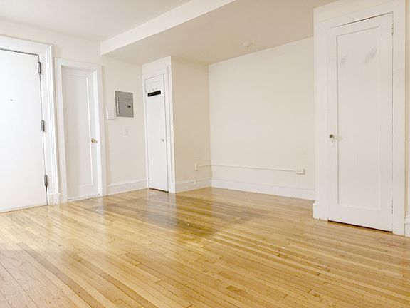 2nd image of 27 E 63rd St APT Gb