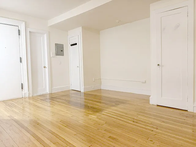 27 E 63rd St #GB — Photo 2