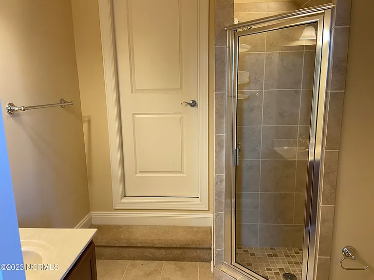 1113 Evangeline Dr — Photo 26