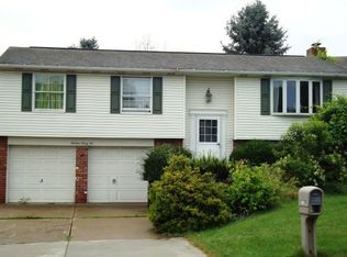 1392 E Beau St, Washington, PA 15301