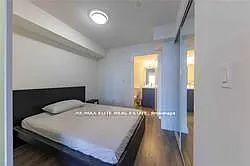 89 McGill St #806 — Photo 7