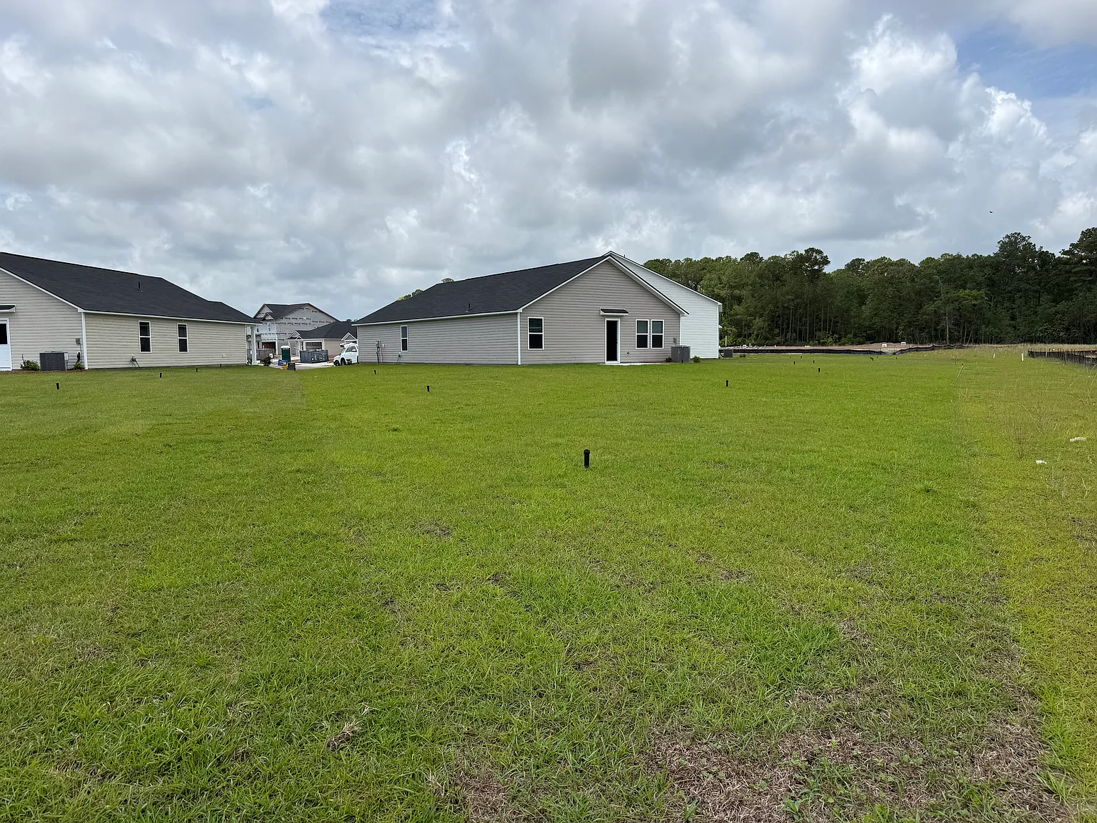 4 bed, 1666 sqft, $2,300 — Photo 3