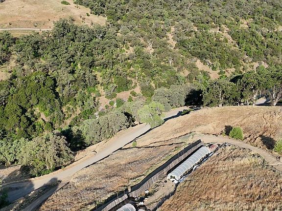 4th image of 35000 Mendocino Pass Road