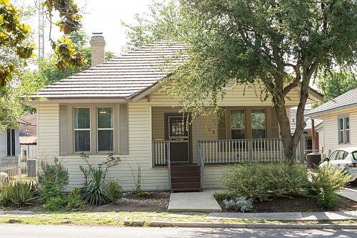 1st image of 122 Loretta Pl
