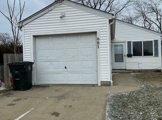 681 Dan St, Akron, OH 44310