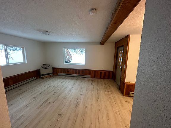 3rd image of 256 Lake Tahoe Cir #2