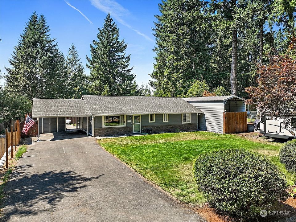 1st image of 70 NE Briggadun Drive