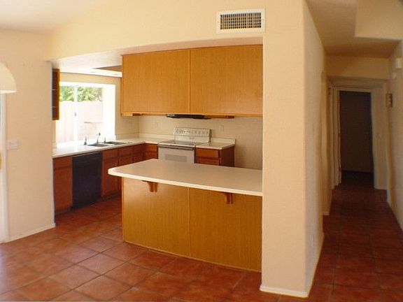 4th image of 3871 W Golden Keys Way