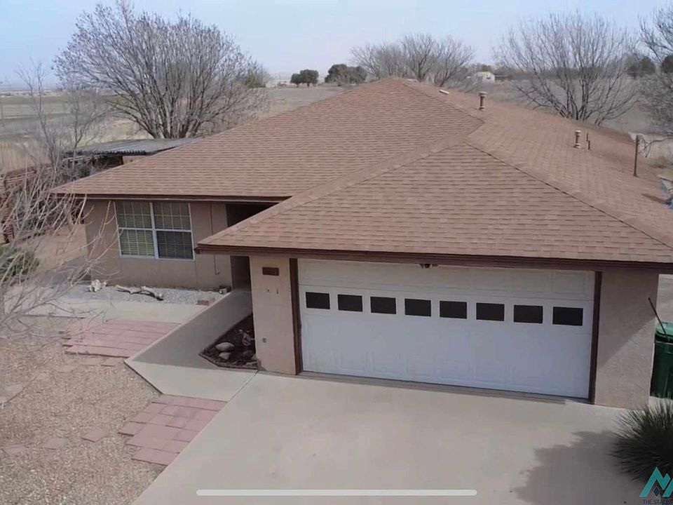 1st image of 113 Fairway Dr
