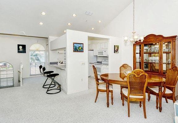 4th image of 4210 Breezeway Blvd Unit 425