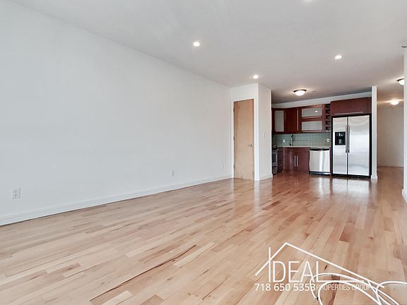 3rd image of 712 6th Ave #2