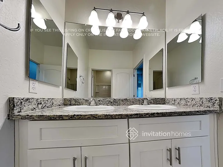 8610 E Laguna Azul Ave — Photo 17