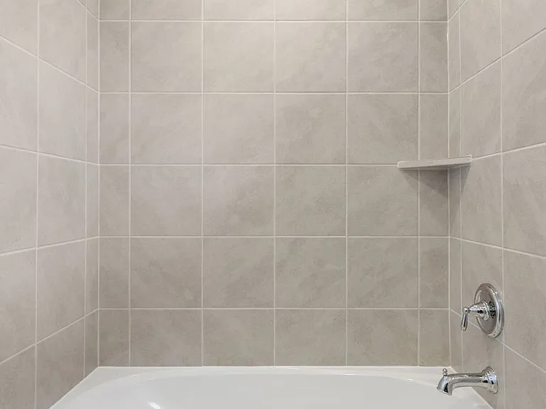 10226 Juniper Oaks — Photo 3