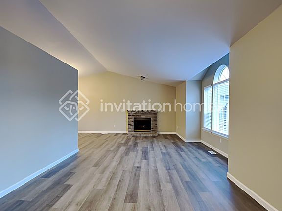 5th image of 17128 115th Ave E