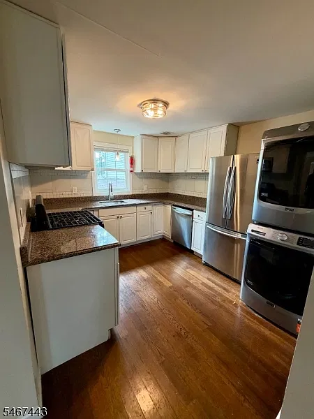 3 bed, 2.0 bath, $2,600 — Photo 4