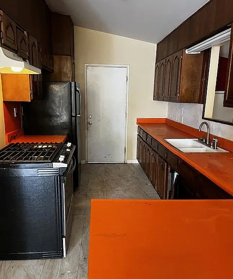 44015 Heaton Ave — Photo 9