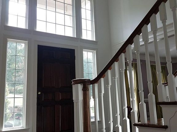 4th image of 5014 Cobblestone Dr