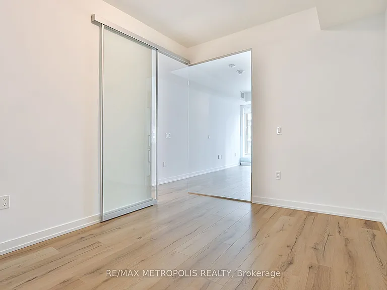 1195 The Queensway #412 — Photo 13