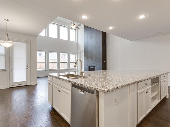 4th image of 4158 Kate Dr