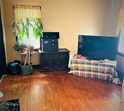 5th image of 1466 W Sherman Blvd