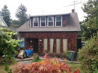 7333 40th Ave SW, Seattle, WA 98136