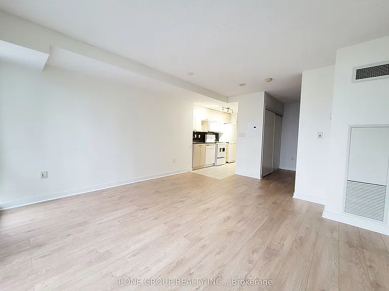 11 Brunel Ct #3905 — Photo 7
