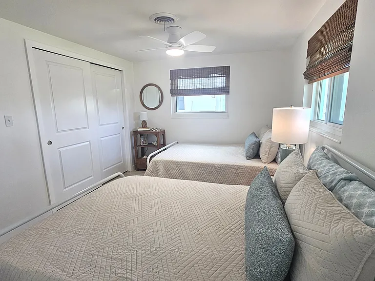 Guest bedroom-2 full beds