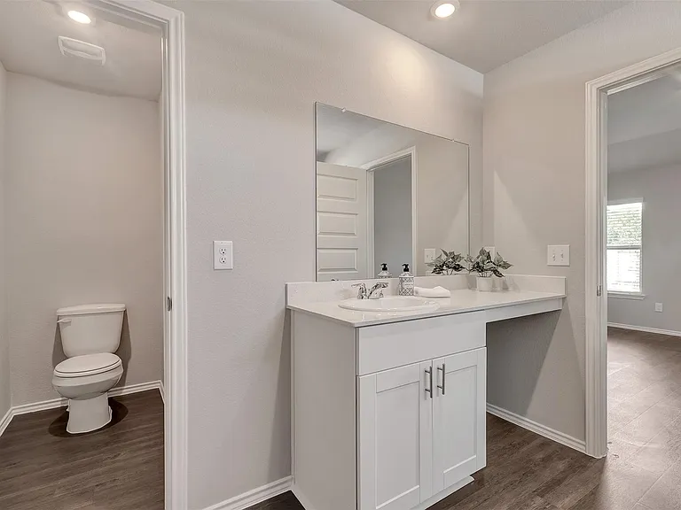 261 Gallant Front Ln — Photo 28