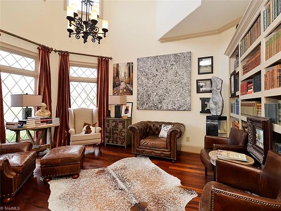 5th image of 8430 Grove Creek Dr