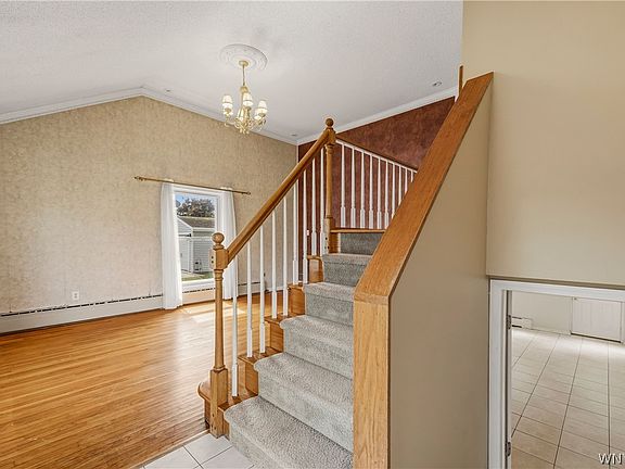 4th image of 83 Berkley Rd