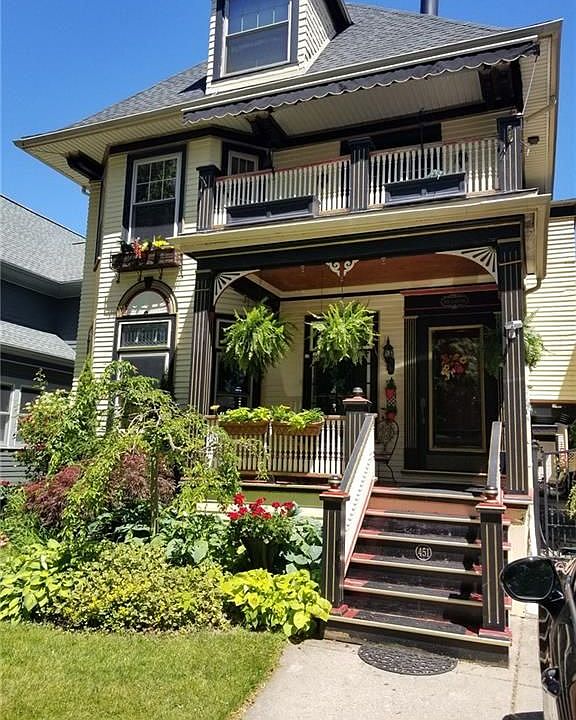 1st image of 451 Ashland Ave