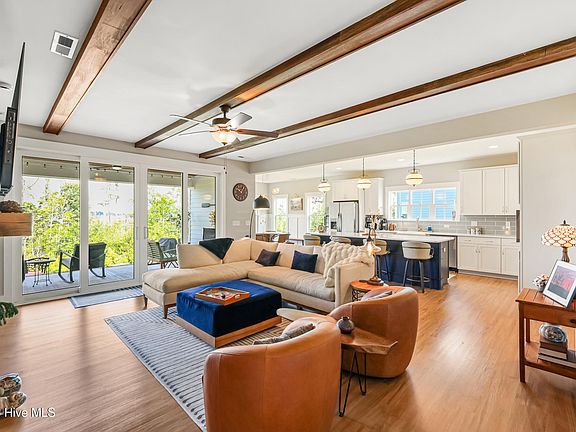 5th image of 2548 Lakeside Circle