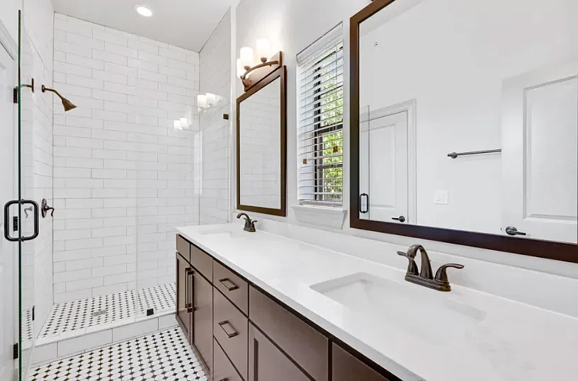 1 bed, 1.5 bath, 989 sqft, $1,805 — Photo 4