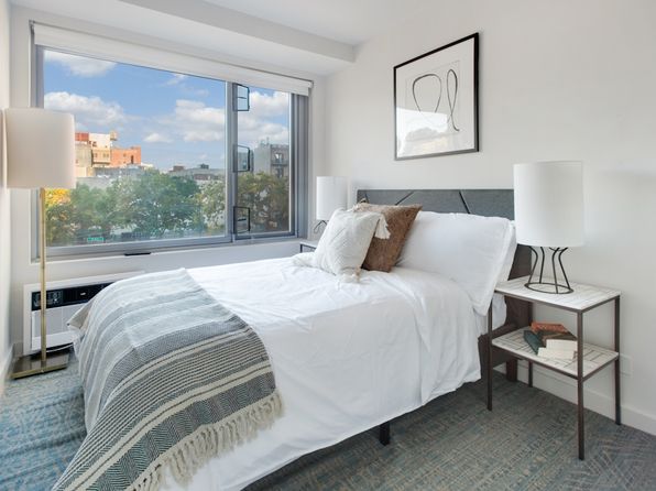 1309 5th Ave APT 33A