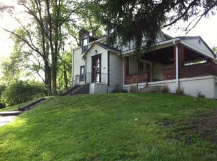 115 Maple Dr, Warrendale, PA 15086